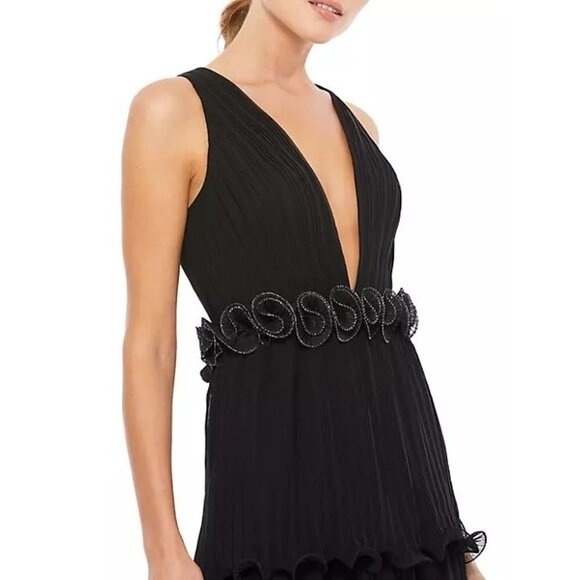 Mac Duggal 49281 Black Tiered Formal Pleated Evening Gown Dress Size 2 NWT - Picture 2 of 8